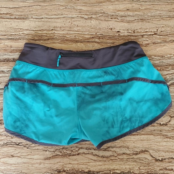 Lululemon short - Picture 2 of 6